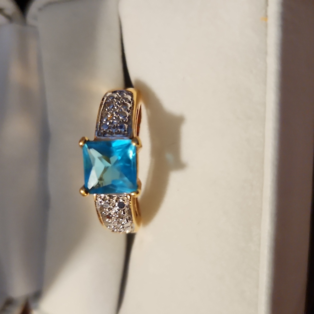 Beautiful Light Blue Ring